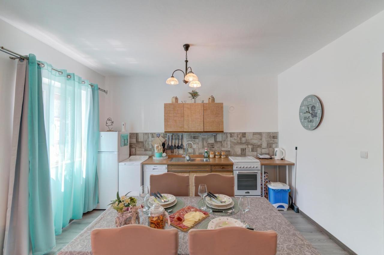 Апартаменти Apartman More Сень Екстер'єр фото