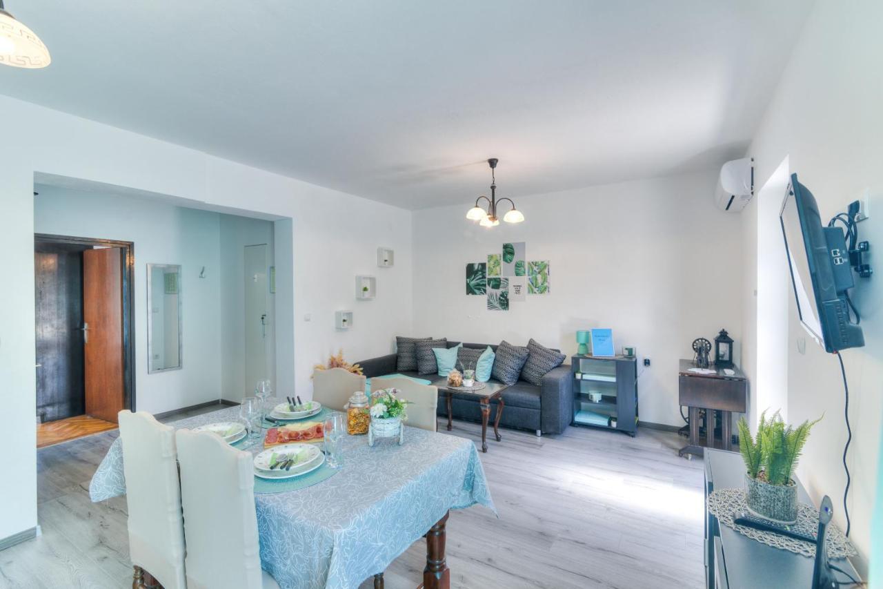 Апартаменти Apartman More Сень Екстер'єр фото